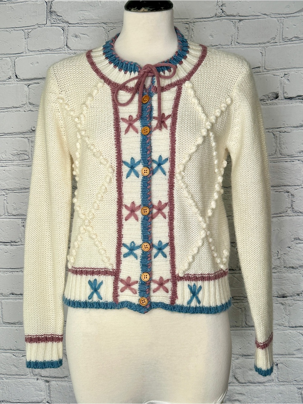 Vintage 80s Embroidered Tie Neck Cardigan French Knots Ringer Wood Buttons S/M